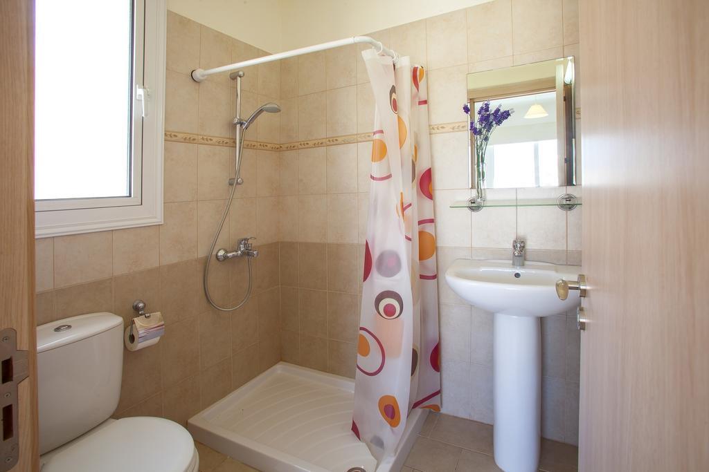 Villa Daffodil Protaras Room photo